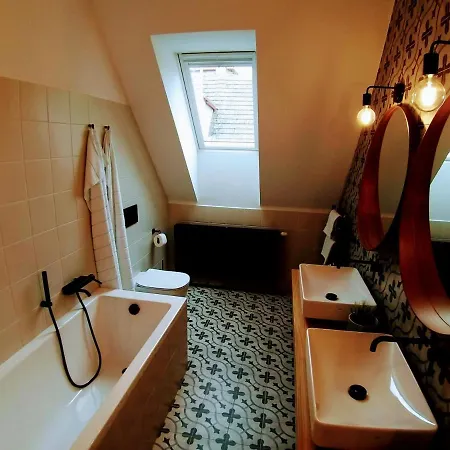 Quarto em Acomodações Particulares Kafe Orech Mnichovo Hradiště