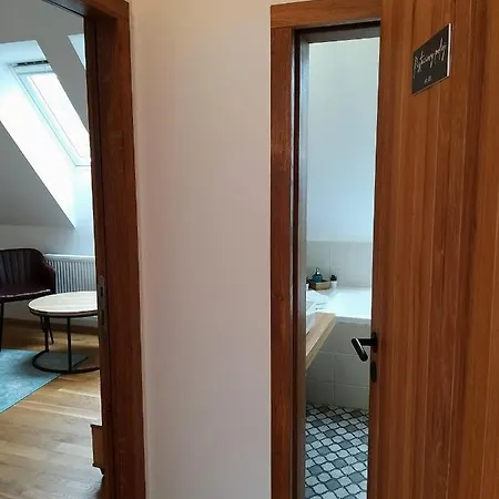 Kafe Orech Homestay Mnichovo Hradiste