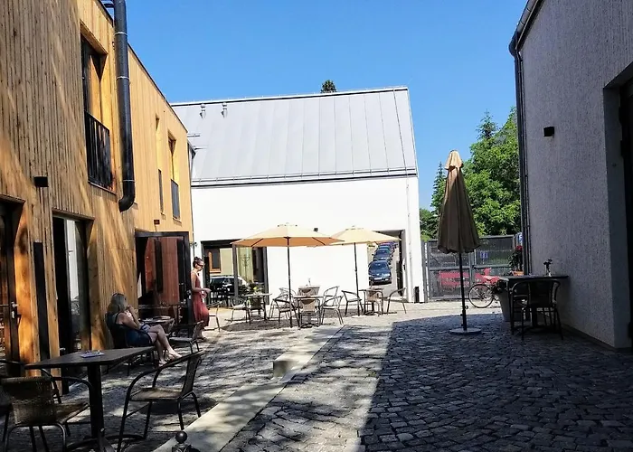 Privatunterkunft Kafe Orech
