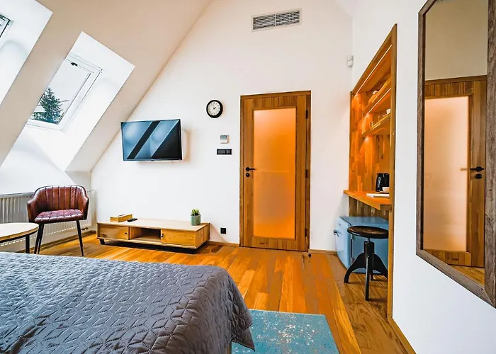 Privatunterkunft Kafe Orech Mnichovo Hradiště